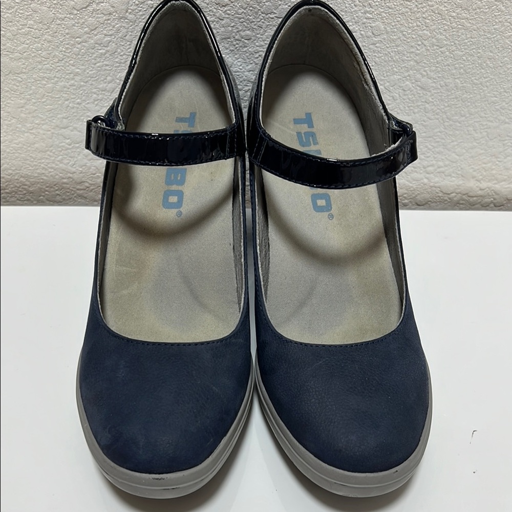 Tsubo Women's Navy (patent & suede) and Gray Wedge Shoes - Picture 2 of 7